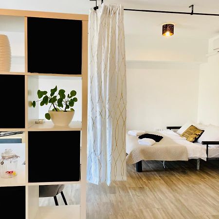Studio For2 In Opatija Eksteriør billede